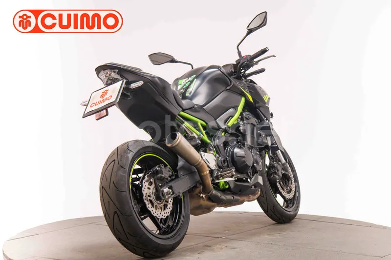 Kawasaki Z900 - Vista 4