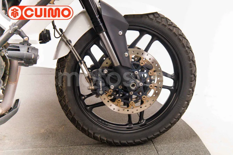 Triumph Tiger 800 XR - Vista 14