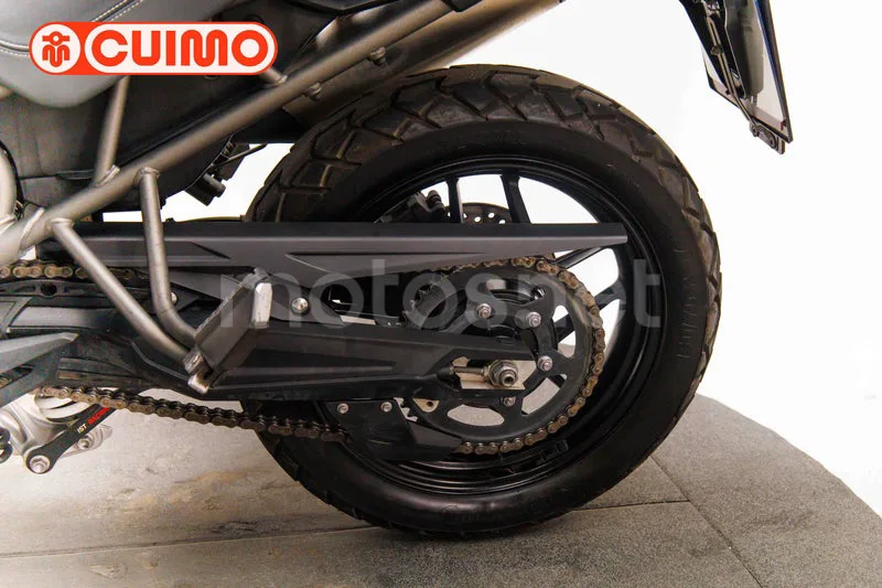 Triumph Tiger 800 XR - Vista 22