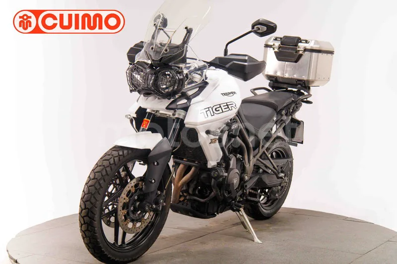 Triumph Tiger 800 XR - Vista 9