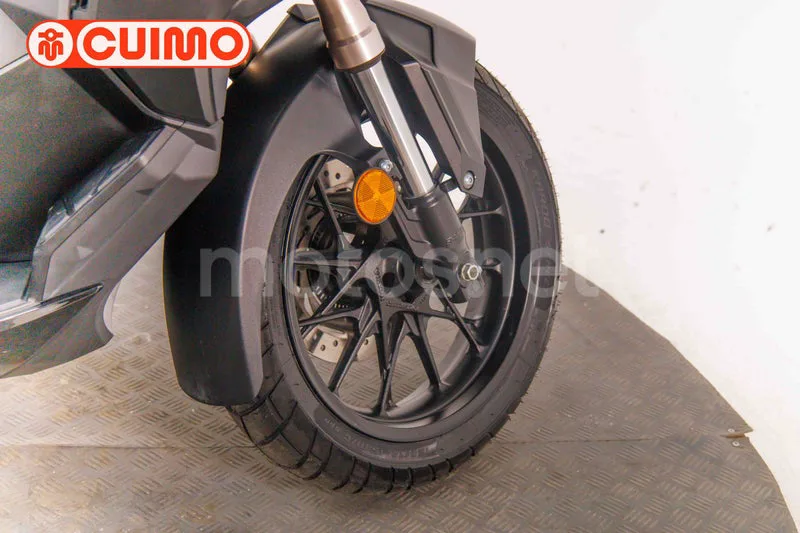 Honda ADV350 - Vista 18