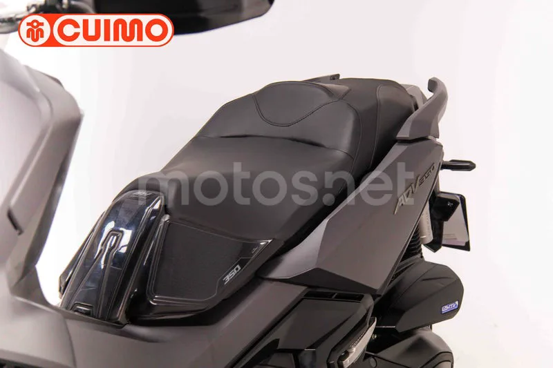 Honda ADV350 - Vista 31