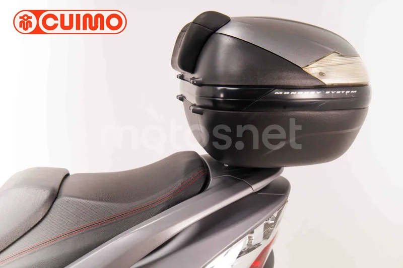 Suzuki Burgman 400 - Vista 23