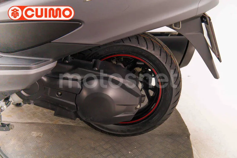 Suzuki Burgman 400 - Vista 24