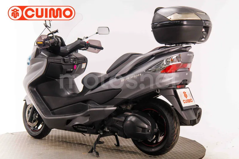 Suzuki Burgman 400 - Vista 6