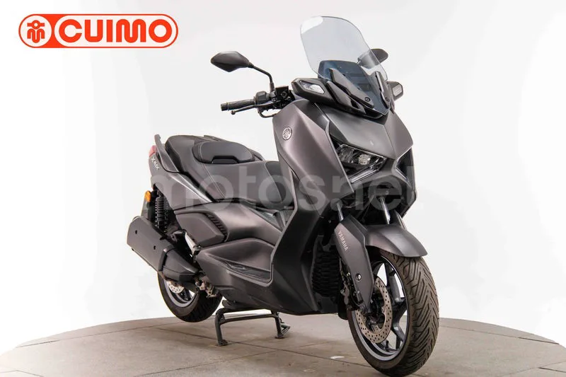 Yamaha XMAX 300 4499 € 2024 Madrid - 1