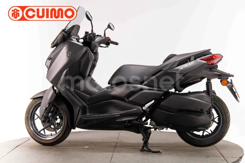 Yamaha XMAX 300 - Vista 8