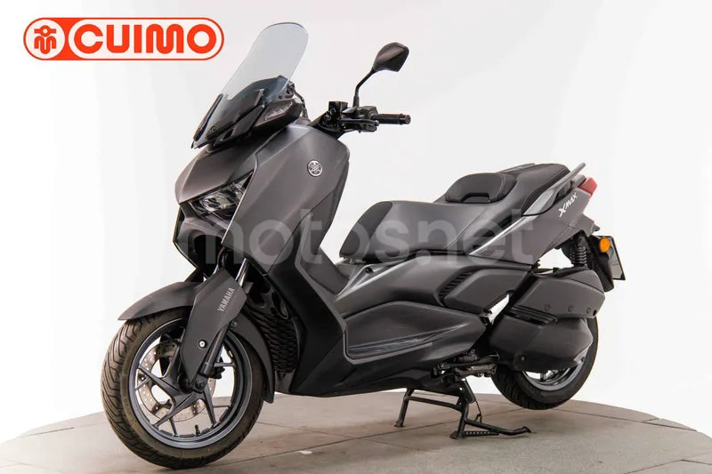 Yamaha XMAX 300 - Vista 9