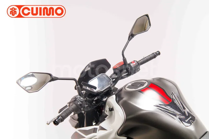 Kawasaki Z900 - Vista 22