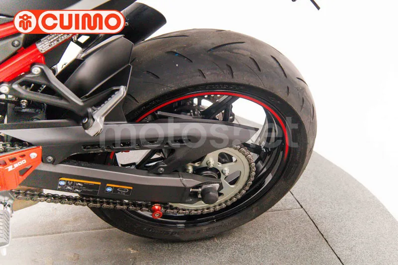 Kawasaki Z900 - Vista 24