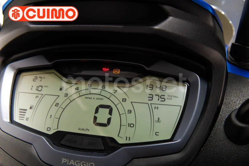Piaggio Beverly S 400 - Vista 25