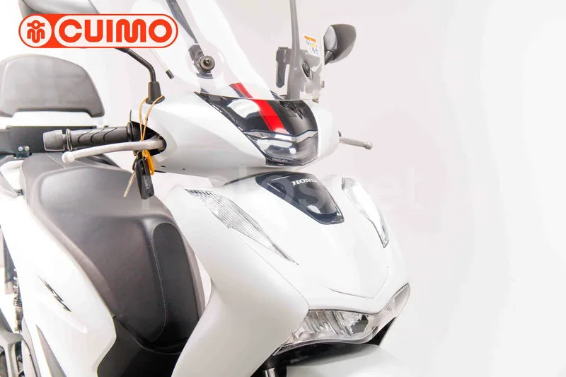 Honda SH125i - Vista 11