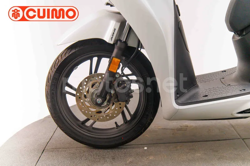 Honda SH125i - Vista 19