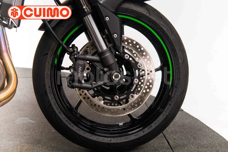 Kawasaki Z900 - Vista 14