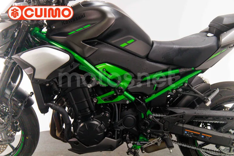 Kawasaki Z900 - Vista 24