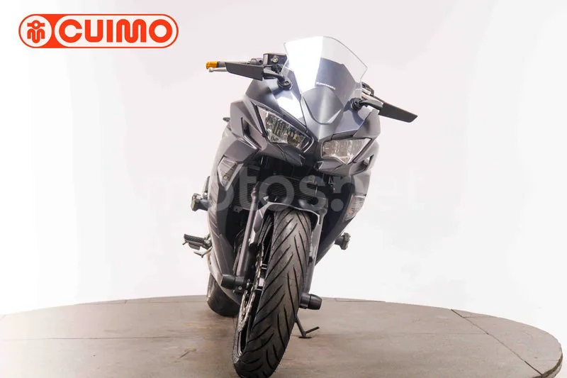 Kawasaki Ninja 650 - Vista 18