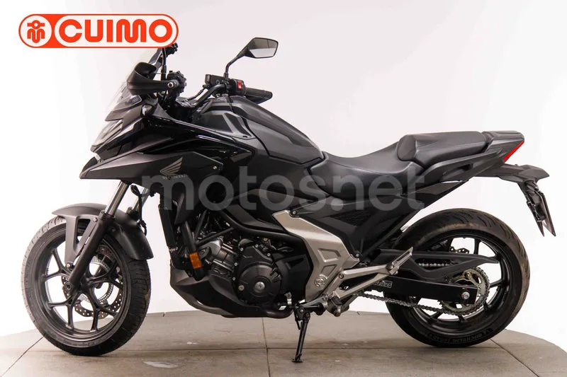 Honda NC750X - Vista 8
