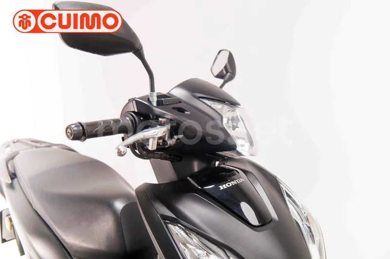 Honda Vision 110 - Vista 11