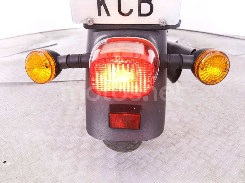 Keeway Superlight 125 - Vista 14