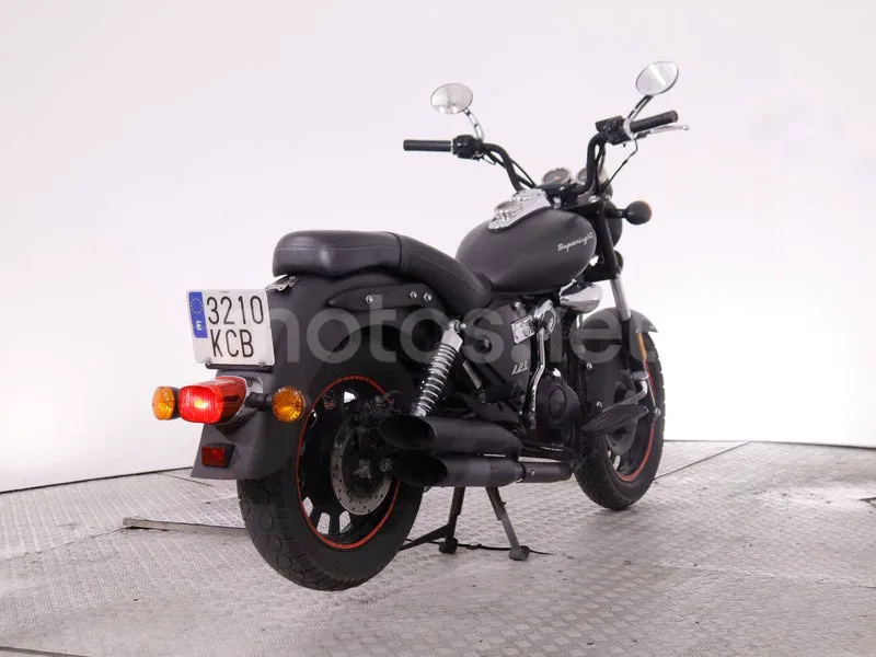 Keeway Superlight 125 - Vista 5