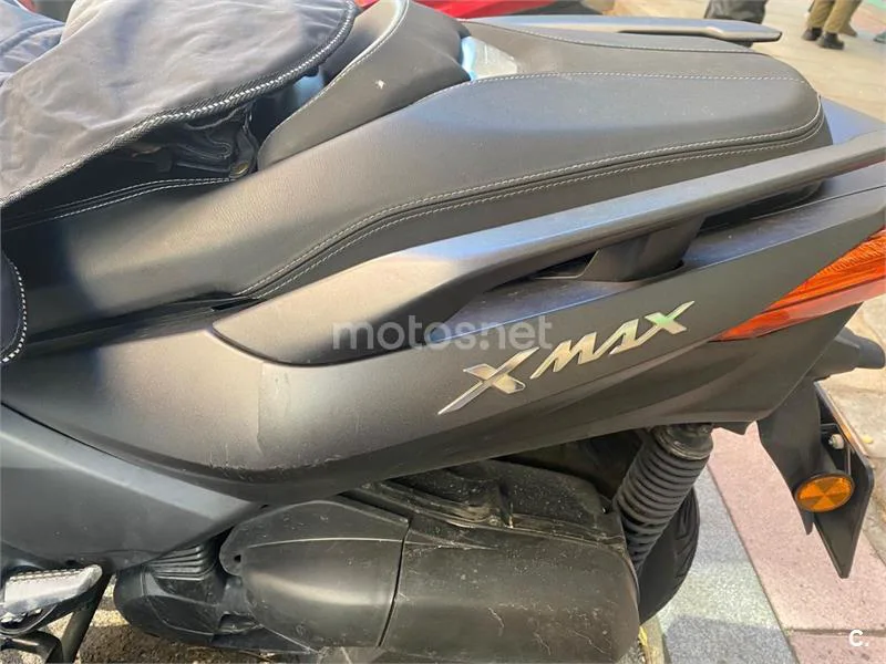 Yamaha XMAX 125 - Vista 7