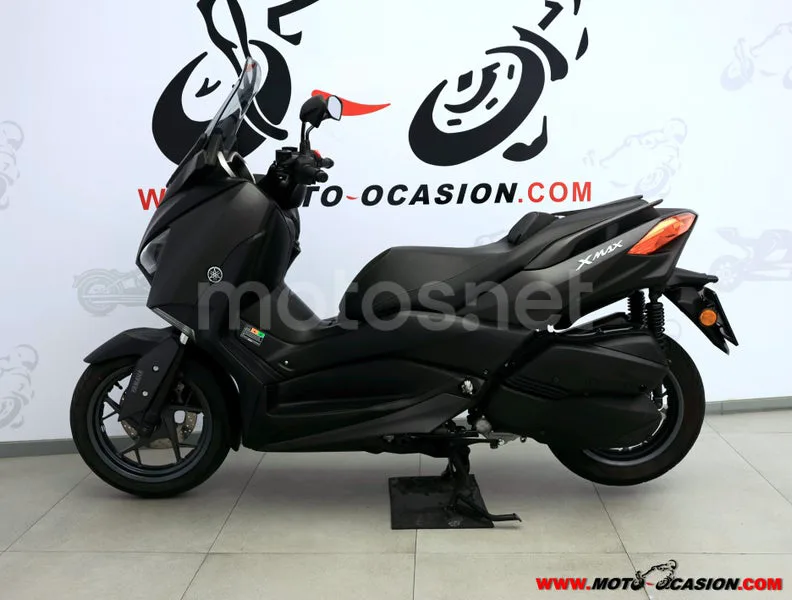 Yamaha XMAX 300 - Vista 7