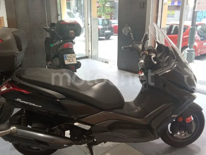 Kymco Super Dink 350 - Vista 3
