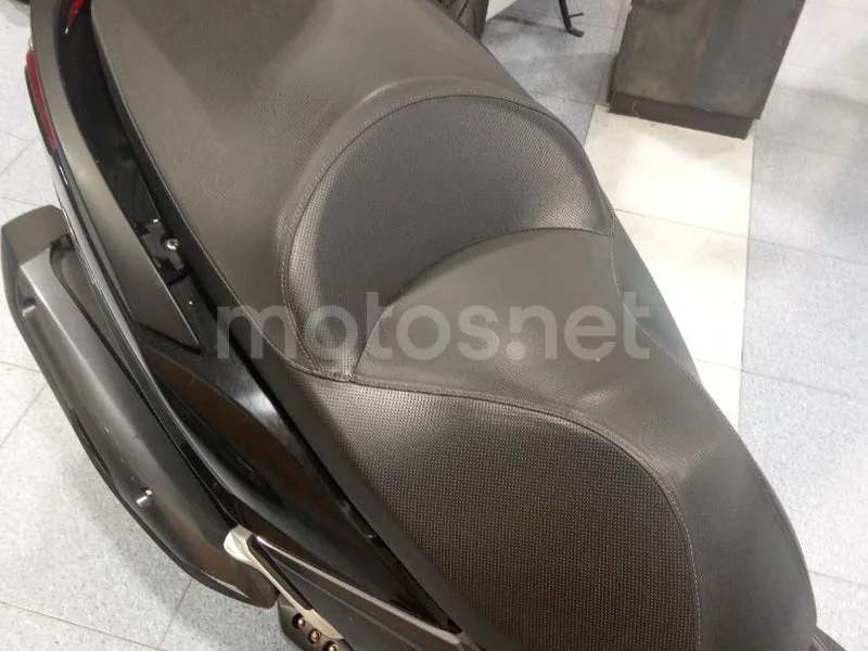 Kymco Super Dink 350 - Vista 4
