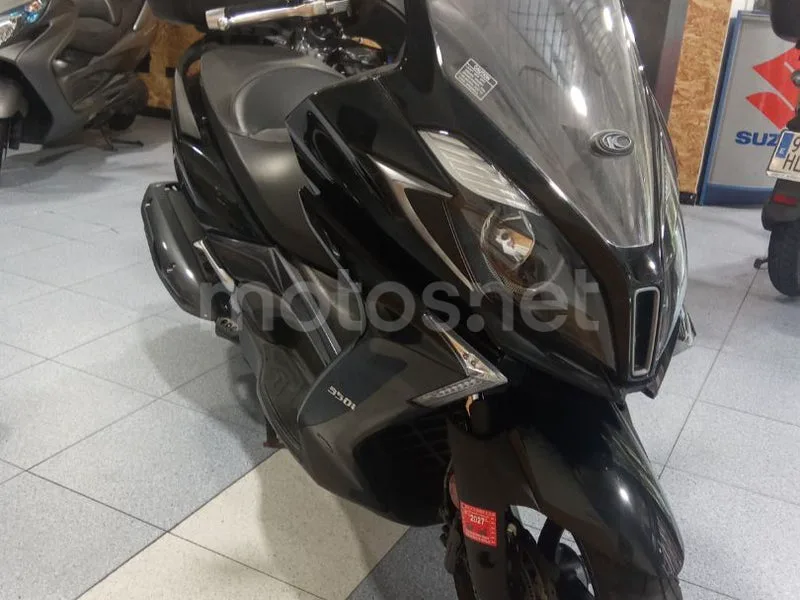 Kymco Super Dink 350 - Vista 7