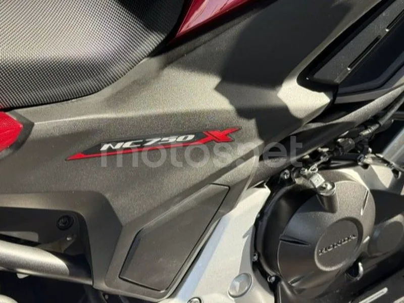 Honda NC750X - Vista 3