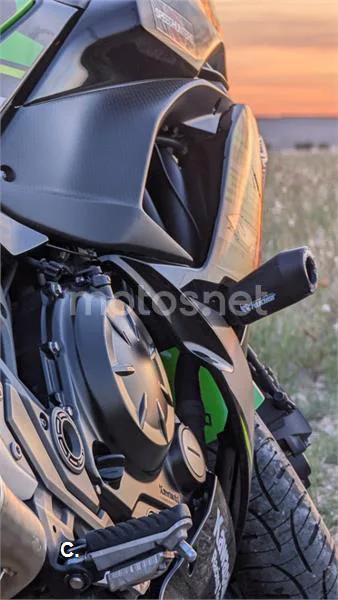 Kawasaki Ninja 650 - Vista 6