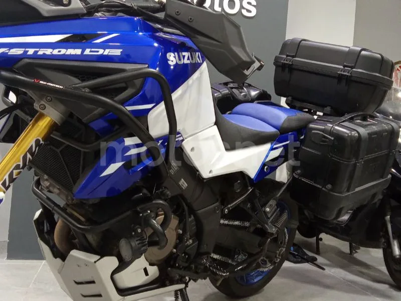 Suzuki V-Strom 1050 - Vista 9