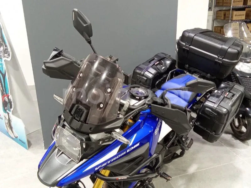 Suzuki V-Strom 1050 - Vista 10