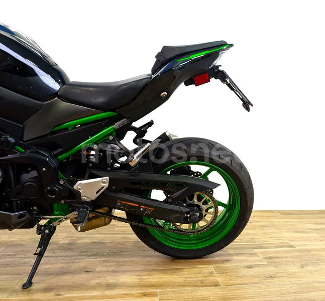 Kawasaki Z900 - Vista 9