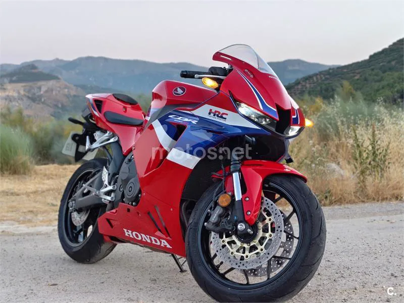 Honda CBR600RR - Vista 3