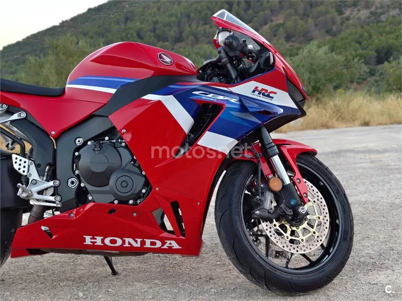 Honda CBR600RR - Vista 4