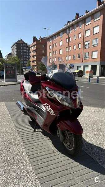 Suzuki Burgman 400 2400 € 2007 Araba - 1