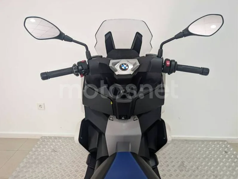 BMW C 400 X - Vista 15