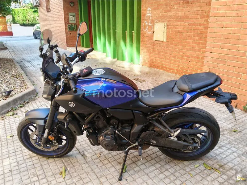 Yamaha MT-07 - Vista 7