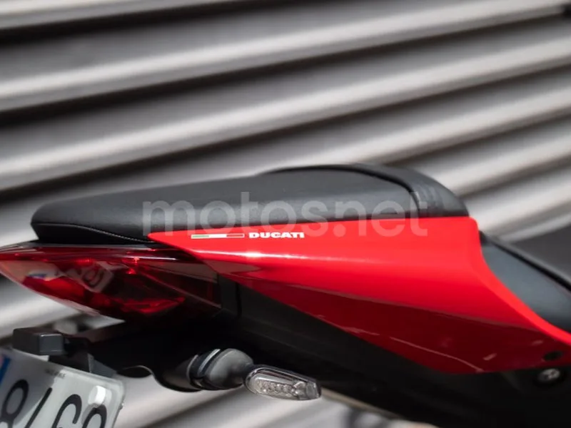 Ducati Monster - Vista 8