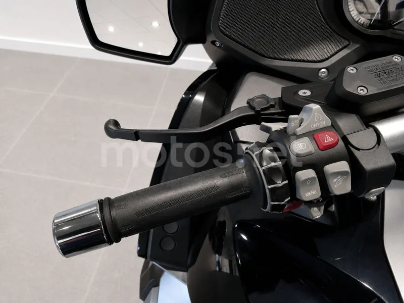 BMW R 1250 RT - Vista 7