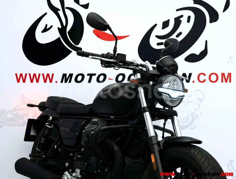 Moto Guzzi V9 - Vista 3