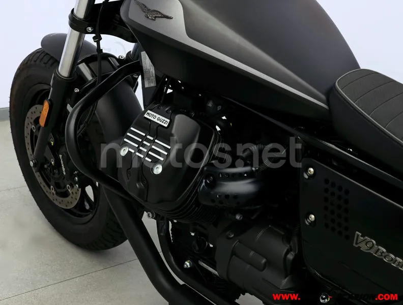 Moto Guzzi V9 - Vista 9