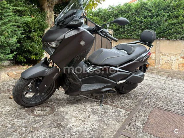Yamaha XMAX 300 5300 € 2024 Asturias - 1