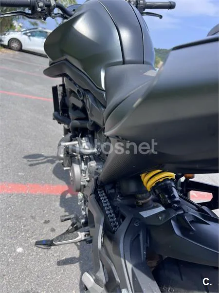 Ducati Monster - Vista 6