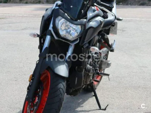 Yamaha MT-07 5999 € 2020 Murcia - 1
