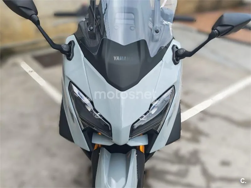Yamaha TMAX 14.000 € 2025 Asturias - 1