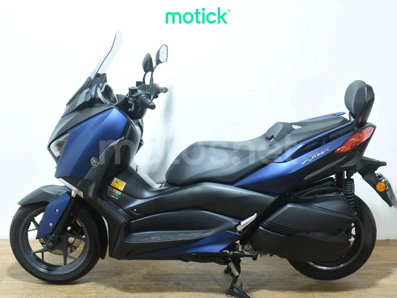Yamaha XMAX 300 - Vista 7