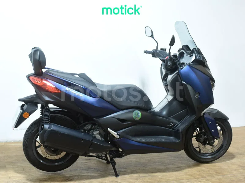 Yamaha XMAX 300 - Vista 10