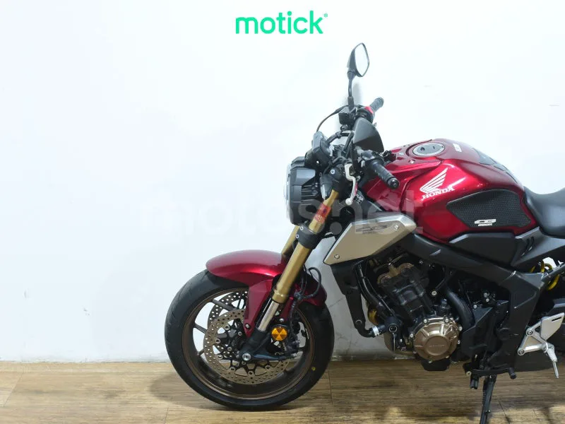 Honda CB650R - Vista 8